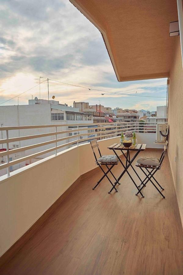 Suite Con Terraza En El Centro De Alicante Exterior foto